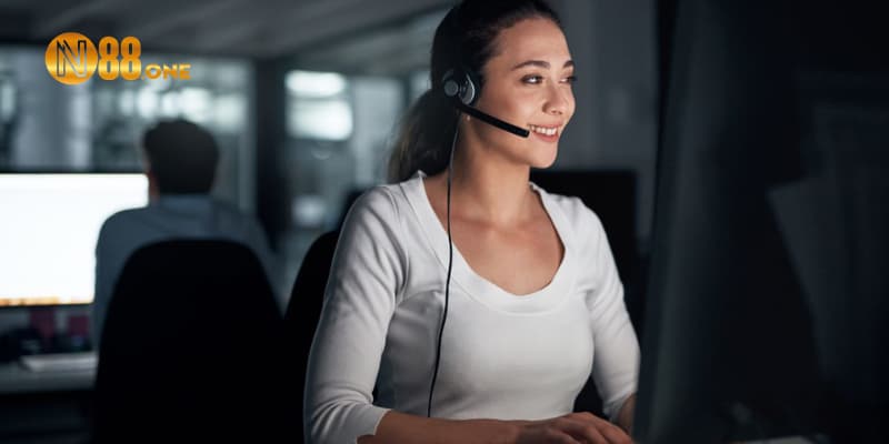 Nhân viên Chăm sóc Khách hàng (Customer Support)